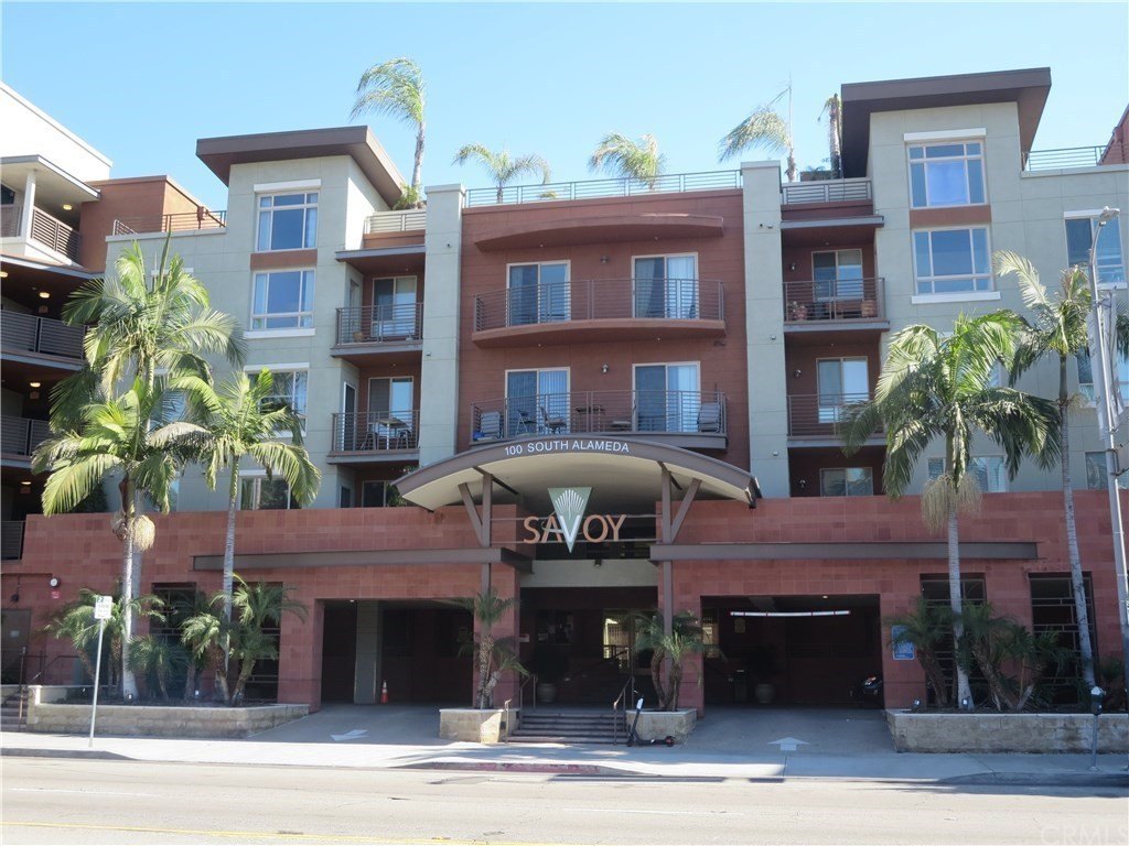 Exterior of 100 S Alameda St at 100 S Alameda St, Los Angeles