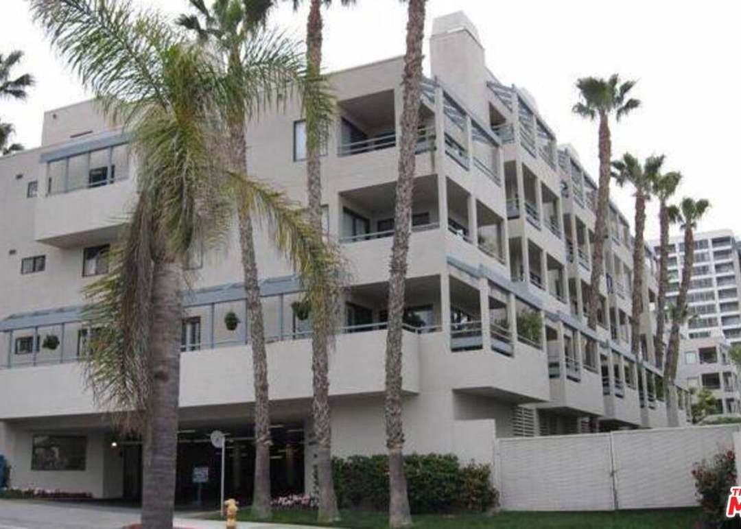 Exterior of 140 Ocean Park Blvd at 140 Ocean Park Blvd, Santa Monica