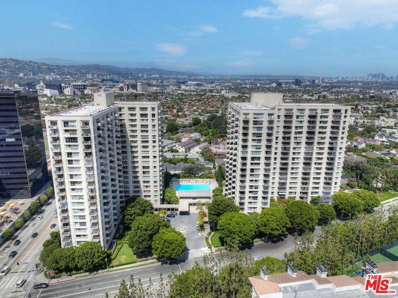 Century Park East condominium towers, Los Angeles