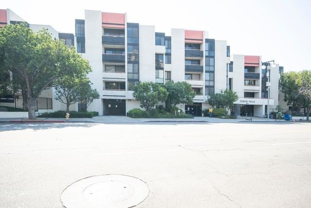 Exterior of 222 S Central Ave at 222 S Central Ave, Los Angeles