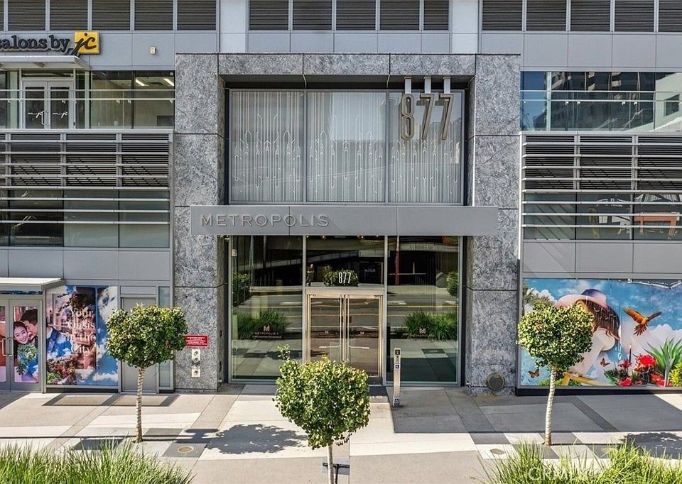 Exterior of Metropolis Tower II at 877 S Francisco St, Los Angeles
