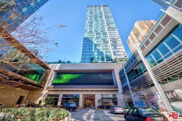 Exterior of Metropolis Tower I at 889 Francisco St, Los Angeles
