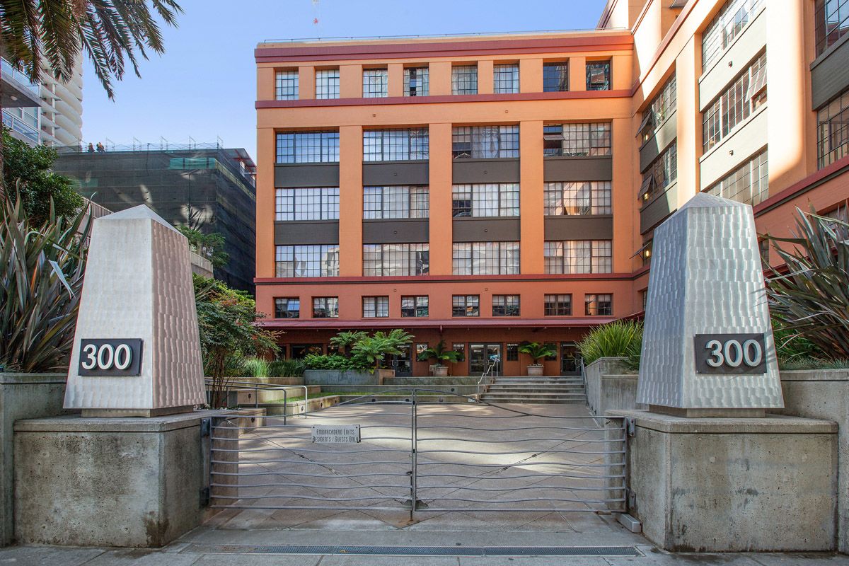 300 Beale St at 300 Beale St, San Francisco