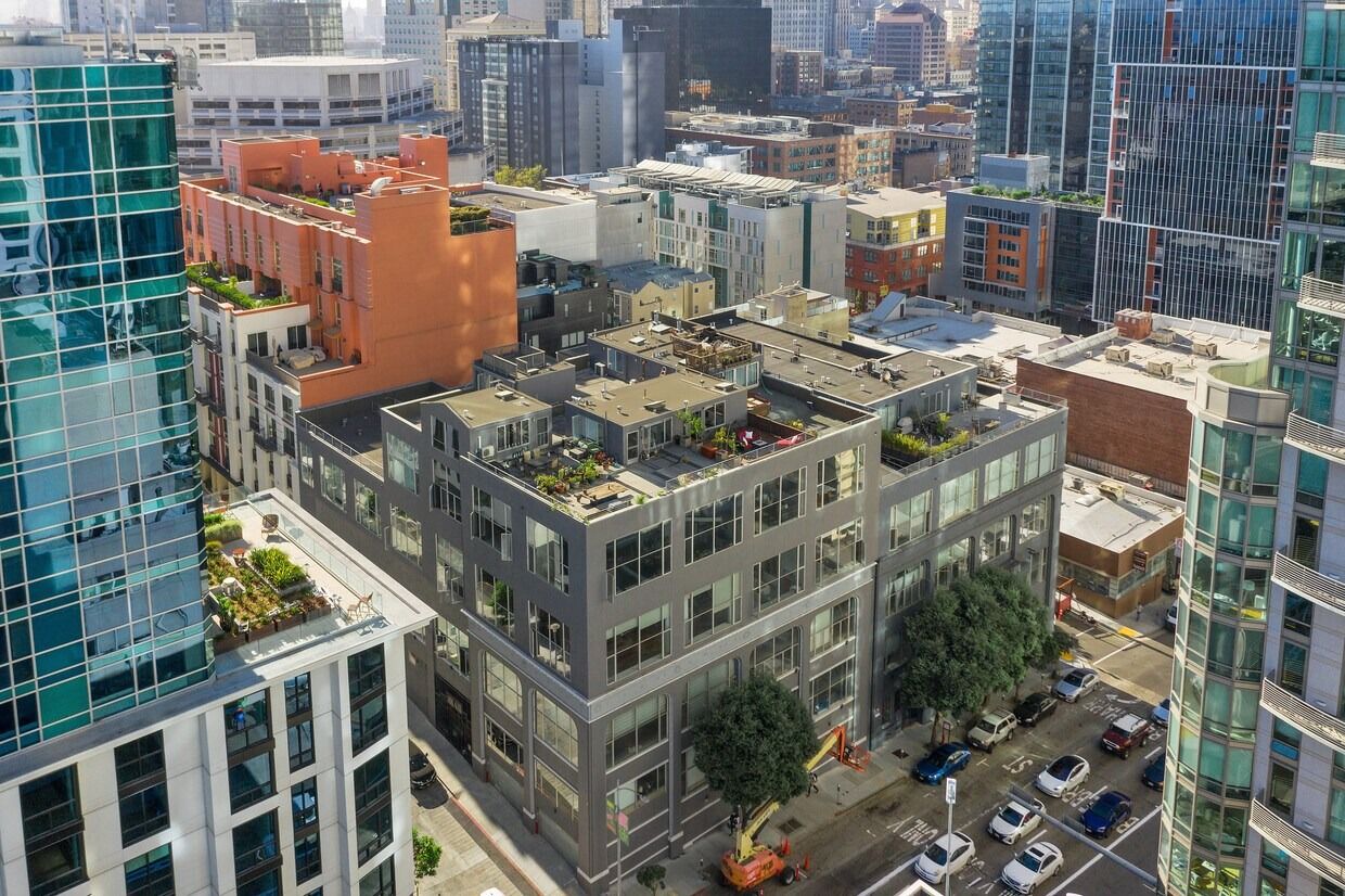 18 Lansing St at 18 Lansing St, San Francisco